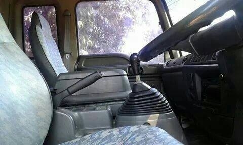 ขายสิบล้อหัวแชสซี ISUZU FVZ33MZ22 เครื่อง 6HH1-200 แรง ปี 47 ทะเบียนพร้อม