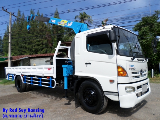 ขาย 6 ล้อ ฮีโน่  เมก้า เครน 5 ตัน  212 แรง ยาว 7.20 ม.ปี 2006 สภาพเดิม สนใจชมรถก่อนได้ครับ ติดต่อ 081-9425443