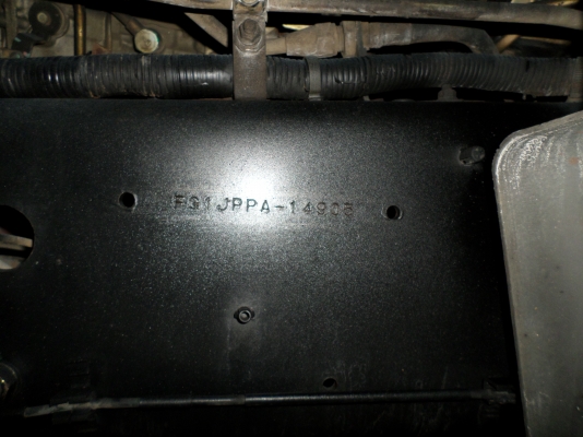 ขาย 6 ล้อ ฮีโน่  เมก้า เครน 5 ตัน  212 แรง ยาว 7.20 ม.ปี 2006 สภาพเดิม สนใจชมรถก่อนได้ครับ ติดต่อ 081-9425443