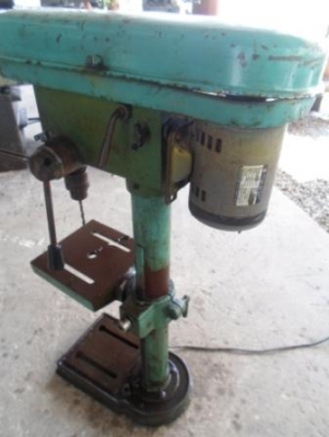 แท่นเจาะ ไต้หวัน ใช้ไฟบ้าน สูง 1 เมตร สภพาสวยเดิม ๆ 5,500