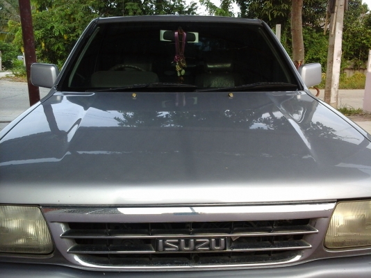 ้ต้องการขายรถกระบะ ISUZU 4 ประตู ปี 1993 ้ต้องการขายรถกระบะ ISUZU 4 ประตู ปี 1993