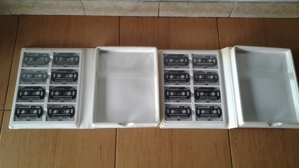 ขาย     หลายอย่าง