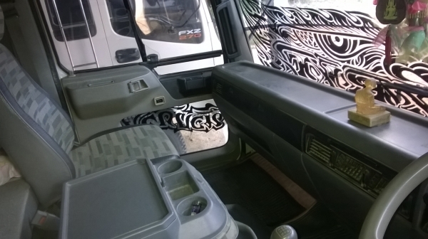 10 ล้อ 3M เครื่องดี ครัชซี่สวย 240