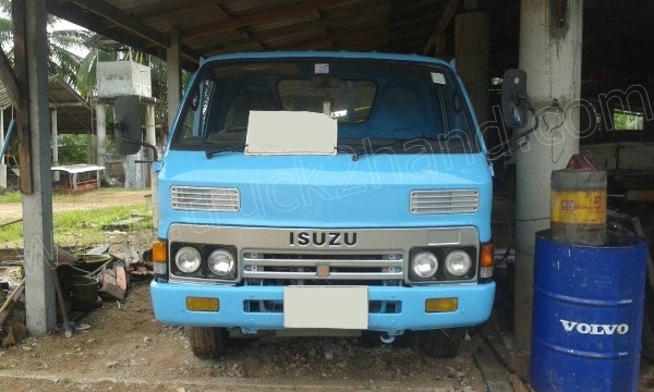 รถบรรทุก 6 ล้อ ISUZU รุ่น KT26 110 แรงม้า
