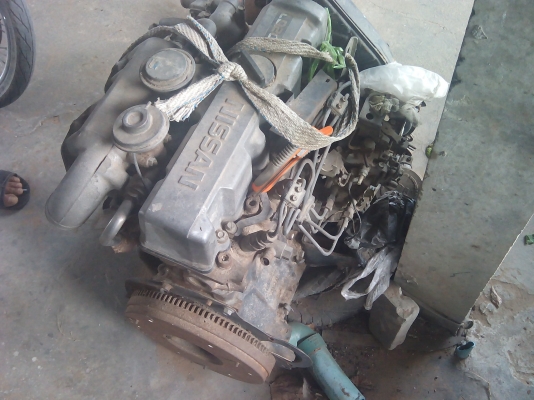 ขายเครื่องรถตู้ NISSAN