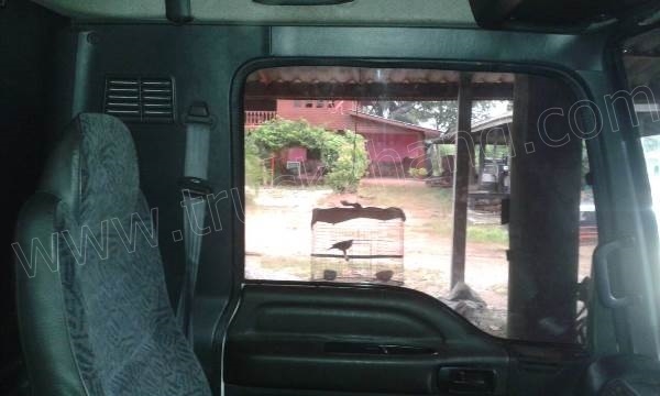 รถบรรทุก 6 ล้อติดเครน ISUZU เครน UNIC ยืดได้ 2 ช่วง รถบรรทุก 6 ล้อติดเครน ISUZU เครน UNIC ยืดได้ 2 ช่วง