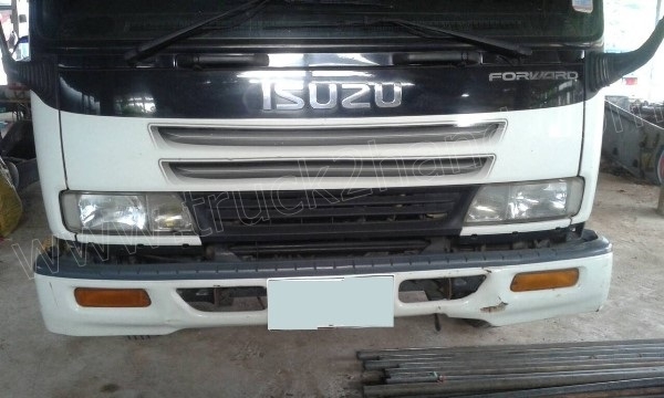 รถบรรทุก 6 ล้อติดเครน ISUZU เครน UNIC ยืดได้ 2 ช่วง รถบรรทุก 6 ล้อติดเครน ISUZU เครน UNIC ยืดได้ 2 ช่วง