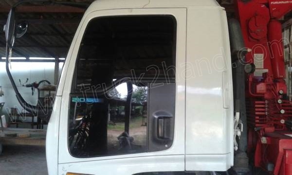 รถบรรทุก 6 ล้อติดเครน ISUZU เครน UNIC ยืดได้ 2 ช่วง รถบรรทุก 6 ล้อติดเครน ISUZU เครน UNIC ยืดได้ 2 ช่วง