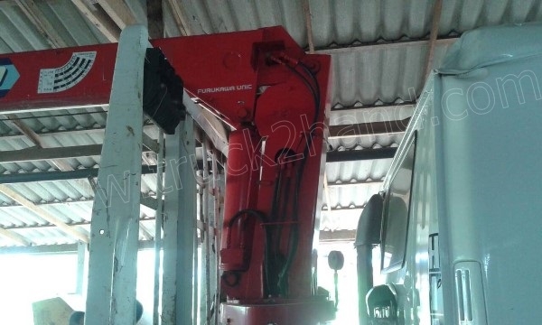 รถบรรทุก 6 ล้อติดเครน ISUZU เครน UNIC ยืดได้ 2 ช่วง รถบรรทุก 6 ล้อติดเครน ISUZU เครน UNIC ยืดได้ 2 ช่วง