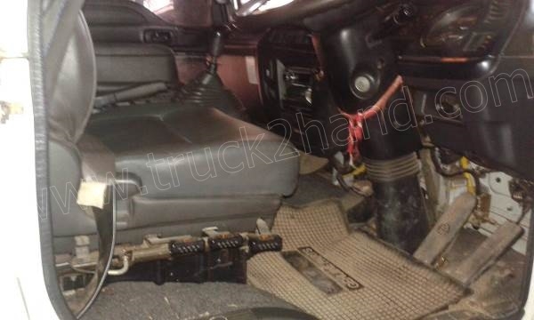 รถบรรทุก 6 ล้อติดเครน ISUZU เครน UNIC ยืดได้ 2 ช่วง รถบรรทุก 6 ล้อติดเครน ISUZU เครน UNIC ยืดได้ 2 ช่วง