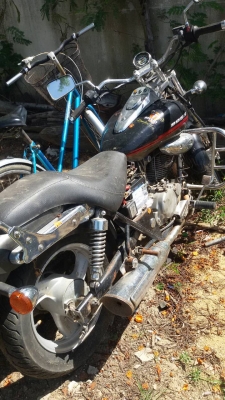 ขาย KAWASAKI BOSS175  เหลือ สีดำ 1คัน