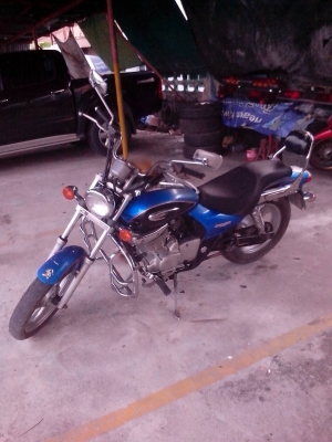 ขาย KAWASAKI BOSS175  เหลือ สีดำ 1คัน