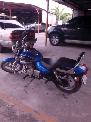 ขาย KAWASAKI BOSS175  เหลือ สีดำ 1คัน