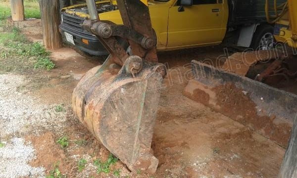 รถแบคโฮ KOMATSU PC40 รุ่น 3