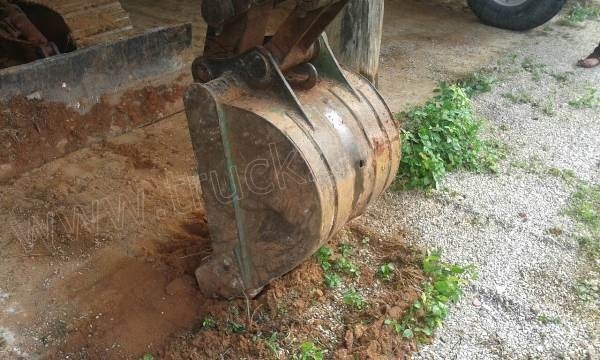 รถแบคโฮ KOMATSU PC40 รุ่น 3