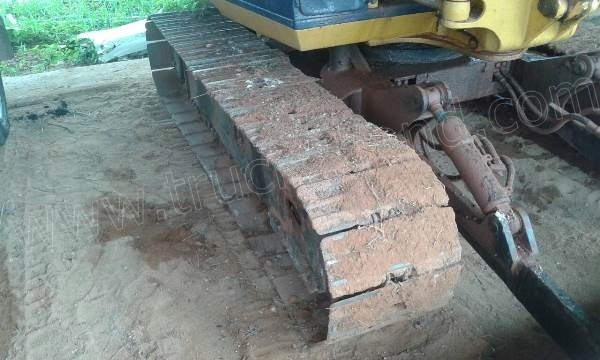 รถแบคโฮ KOMATSU PC40 รุ่น 3