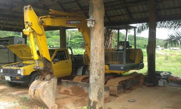 รถแบคโฮ KOMATSU PC40 รุ่น 3