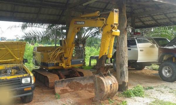 รถแบคโฮ KOMATSU PC40 รุ่น 3