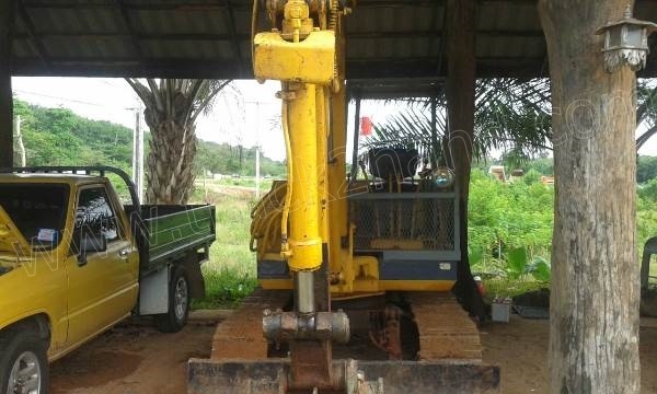 รถแบคโฮ KOMATSU PC40 รุ่น 3