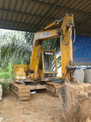 รถแบคโฮ FURUGAWA รุ่น FH31S