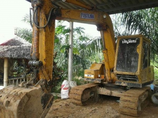 รถแบคโฮ FURUGAWA รุ่น FH31S