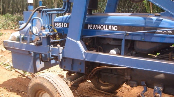 ขายรถคีบไม้ คีบอ้อย