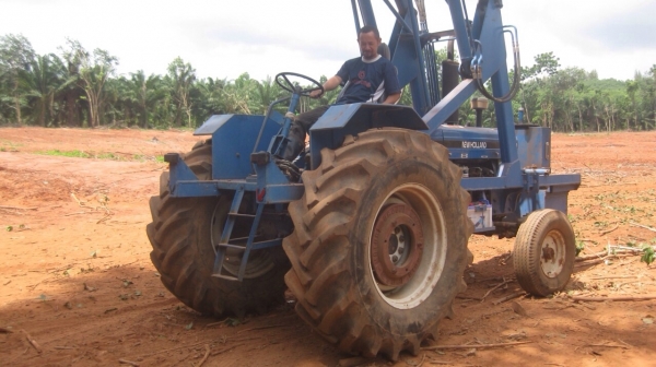 ขายรถคีบไม้ คีบอ้อย