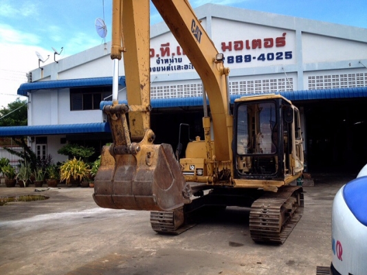 รถขุด CAT 312 มือสอง นำเข้าจากญี่ปุ่น สภาพพร้อมใช้งาน