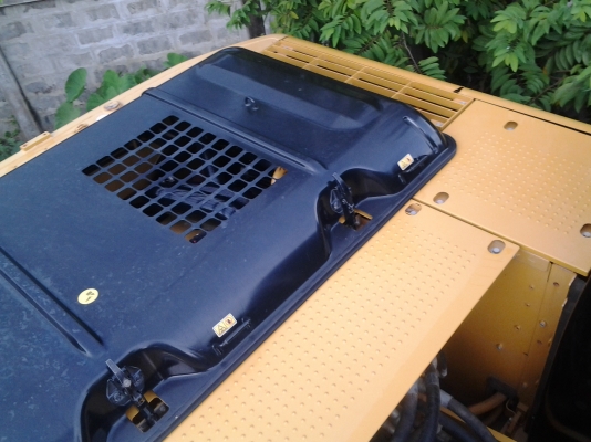 CAT 320D กระบอกดำ ซีเรียล7772 สภาพสวยพร้อมใช้ เหมือนใหม่ป้ายแดง กุญแจล็อคได้ทุกจุด เจ้าของใช้รักษามาก