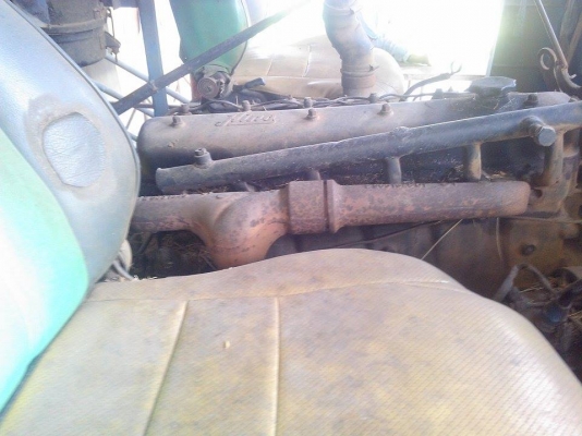 ขายรถสีข้าวเกษตรพัฒนา6ฟุตจ้าวช้างไวไฟ รถหกล้อ เครื่องฮิโน่ EC100