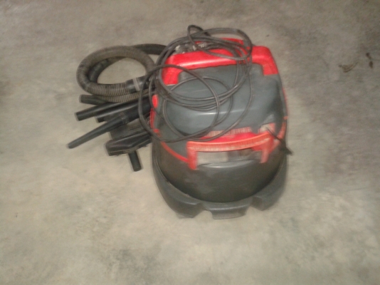 เครื่องดูดฝุ่นมือ2