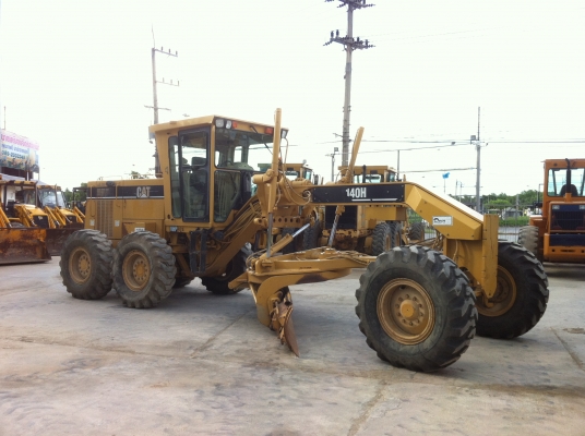 มาใหม่ !! ขายรถเกรด Caterpillar 140H S/N 2ZK037xx สภาพสวย นำเข้าจาก USA ไม่เคยใช้งานในไทย
