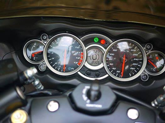 ขาย Hayabusa 2011 รถออกเรดบารอน สภาพนางฟ้า สวย ใส กริ๊บ ไม่เคยแปะ ไม่มีล้ม ของแต่งชิวหน้า Zero