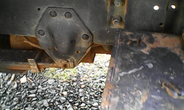 รถหกล้อดั้มสามคิว ขอวิ่งข้าวก่อนนะครับแล้วเจอกันครับ