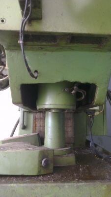 Sell> ขายเครื่องมิลลิ่ง Baron-Max M4 ออโต้ 3 แกน มีจอ หน้าแท่นสวย เครื่องสภาพดี ปีใหม่ ไม่มีตำหนิครับ กำแพงแสน นครปฐมครับ