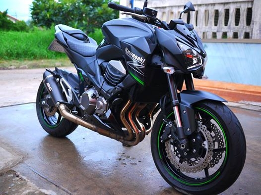 ขาย Kawasaki Z800 รถปี 2014 พร้อมทะเบียนแท้ รถใหม่กริ๊ปสภาพป้ายแดง