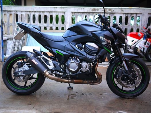 ขาย Kawasaki Z800 รถปี 2014 พร้อมทะเบียนแท้ รถใหม่กริ๊ปสภาพป้ายแดง