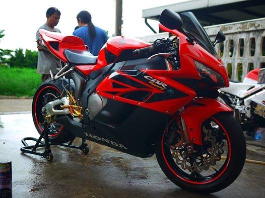ขาย Cbr1000 2004 พร้อมทะเบียนแท้ตอง5 สเปก Us ไม่ตัดรอบ รถสภาพสวยมากกกกกกก โซ่สเตอร์ ขาย Cbr1000 2004 พร้อมทะเบียนแท้ตอง5 สเปก Us ไม่ตัดรอบ รถสภาพสวยมากกกกกกก โซ่สเตอร์
