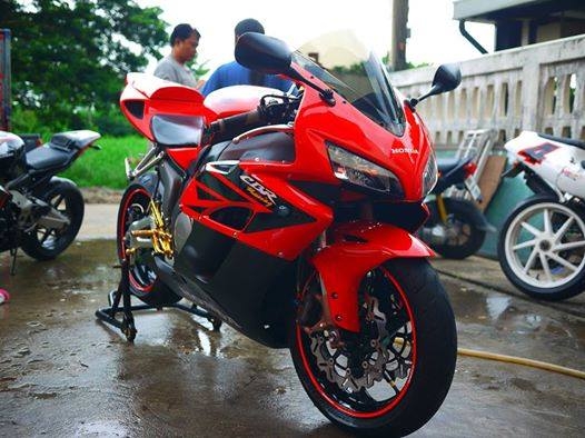 ขาย Cbr1000 2004 พร้อมทะเบียนแท้ตอง5 สเปก Us ไม่ตัดรอบ รถสภาพสวยมากกกกกกก โซ่สเตอร์ ขาย Cbr1000 2004 พร้อมทะเบียนแท้ตอง5 สเปก Us ไม่ตัดรอบ รถสภาพสวยมากกกกกกก โซ่สเตอร์