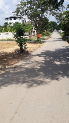 ขายด่วน!!! เนื้อที่ทำเลทอง แถวตลาดน้ำคลองลัดมะยม