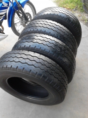 215/70R15 BRIDGESTONE  R623  มีชุด 4 เส้น ปี2011   TEL.081-427-3941
