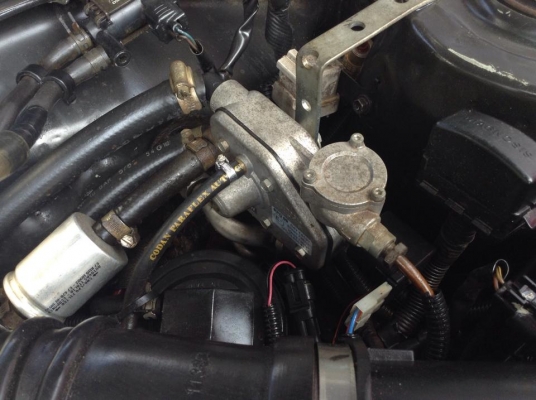 ขายครับ TOYOTA AE 100 (สามห่วง) รุ่นยอดนิยม 1.3 น้ำมัน แก๊ส หัวฉีด AC น้ำมันแกส ใช้ได้2ระบบ อย่างสมบูร หัวเทียน สายหัวเทียน เปลี่ยนใหม่หมด เครื่องดี แรงไม่ตก แอรเย็น วิ่งไกลสลาย ความร้อนปกติ พวงมาลัยพาวเวอร์ แม็ก 4ล้อ เซ็ลทรัล ล๊อก ภายในไม่ขี้เหล่ ช่วงล่า ขายครับ TOYOTA AE 100 (สามห่วง) รุ่นยอดนิยม 1.3 น้ำมัน แก๊ส หัวฉีด AC น้ำมันแกส ใช้ได้2ระบบ อย่างสมบูร หัวเทียน สายหัวเทียน เปลี่ยนใหม่หมด เครื่องดี แรงไม่ตก แอรเย็น วิ่งไกลสลาย ความร้อนปกติ พวงมาลัยพาวเวอร์ แม็ก 4ล้อ เซ็ลทรัล ล๊อก ภายในไม่ขี้เหล่ ช่วงล่า