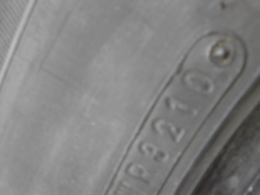 205/70R15 DUNLOP SP SPORT LM-703  ชุด 4 เส้น TEL.081-427-3941