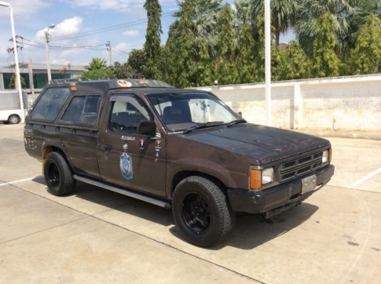 ขายนิสสัน บิ๊กเอ๊มแวนปี 89 เครื่อง TD27 เกียร์ธรรมดา เพาเวอร์ ภายในเบาะหนัง แอร์เย็นฉ่ำ  ตัวถังบางๆเดิมๆแห้งๆ คานหน้าเดิม เลขชัดเจน ฝากระโปรงเดิม คัสซีสวย ไม่ผุ แม็ก 15" ยางใหญ่ เครื่องวิ่งดี เกียร์แน่น ช่วงล่างดีครับ รถขับดีเลยครับ ภาษีปี58 เอกสารพร