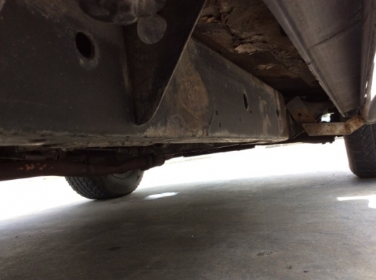 ขายนิสสัน บิ๊กเอ๊มแวนปี 89 เครื่อง TD27 เกียร์ธรรมดา เพาเวอร์ ภายในเบาะหนัง แอร์เย็นฉ่ำ  ตัวถังบางๆเดิมๆแห้งๆ คานหน้าเดิม เลขชัดเจน ฝากระโปรงเดิม คัสซีสวย ไม่ผุ แม็ก 15" ยางใหญ่ เครื่องวิ่งดี เกียร์แน่น ช่วงล่างดีครับ รถขับดีเลยครับ ภาษีปี58 เอกสารพร