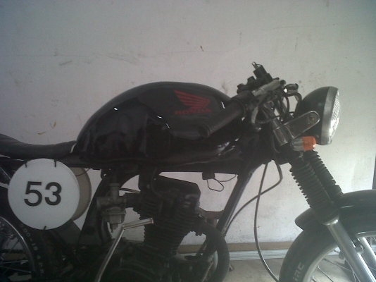 ถังนำ้มันแต่งทรง DUCATI ใส่ jx cg ถังนำ้มันแต่งทรง DUCATI ใส่ jx cg