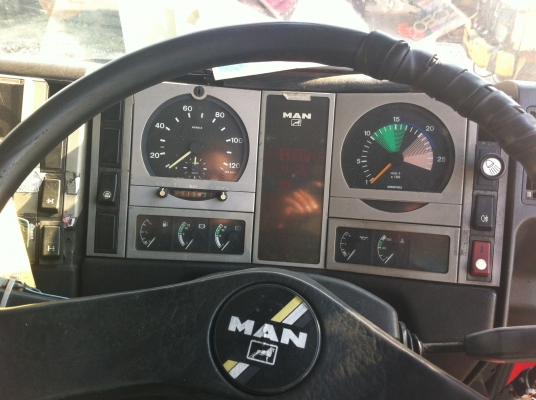 ขายรถหัวลาก MAN 360 แรงม้า ราคา7 แสนบาท ขายรถหัวลาก MAN 360 แรงม้า ราคา7 แสนบาท