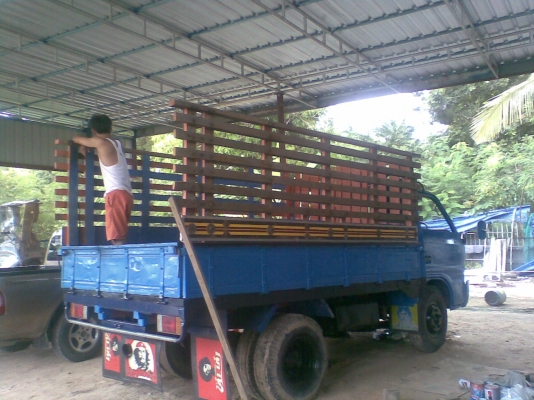 หกล้อ อีซูซุ TL85 ช่วงสั้น สภาพสวยๆพร้อมใช้ ทะเบียนพร้อมโอน