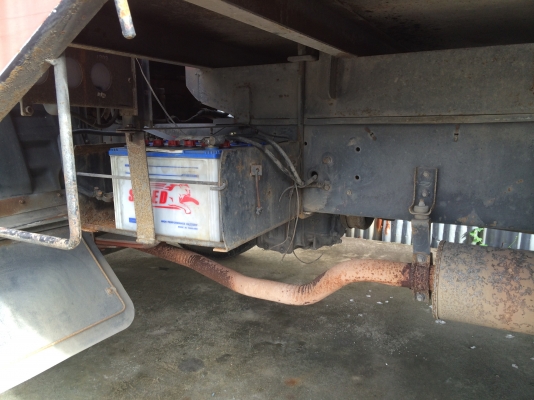 ขาย6ล้อบรรทุก ISUZU ROCKY 160 แรง เครื่อง 6BD1 ปี35 ยาง900 สภาพสวยเจ้าของขายเอง089-4324977