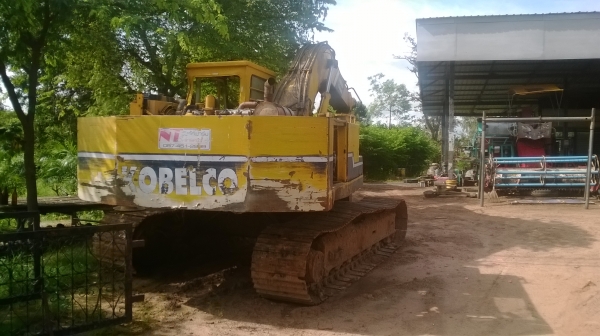 ขายแบคโฮ KOBELCO PC200 ขายด่วนครับ  530000 บ.